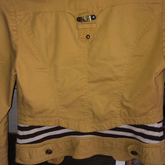 Mustard Color Short Jacket - Sz Small - Picture 8 of 10